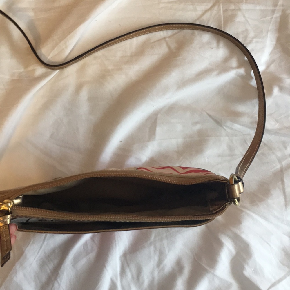 Coach purse - Picture 3 of 4